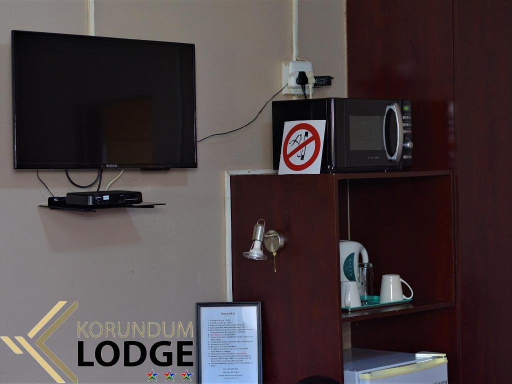 Korundum Lodge Vereeniging Ngoại thất bức ảnh